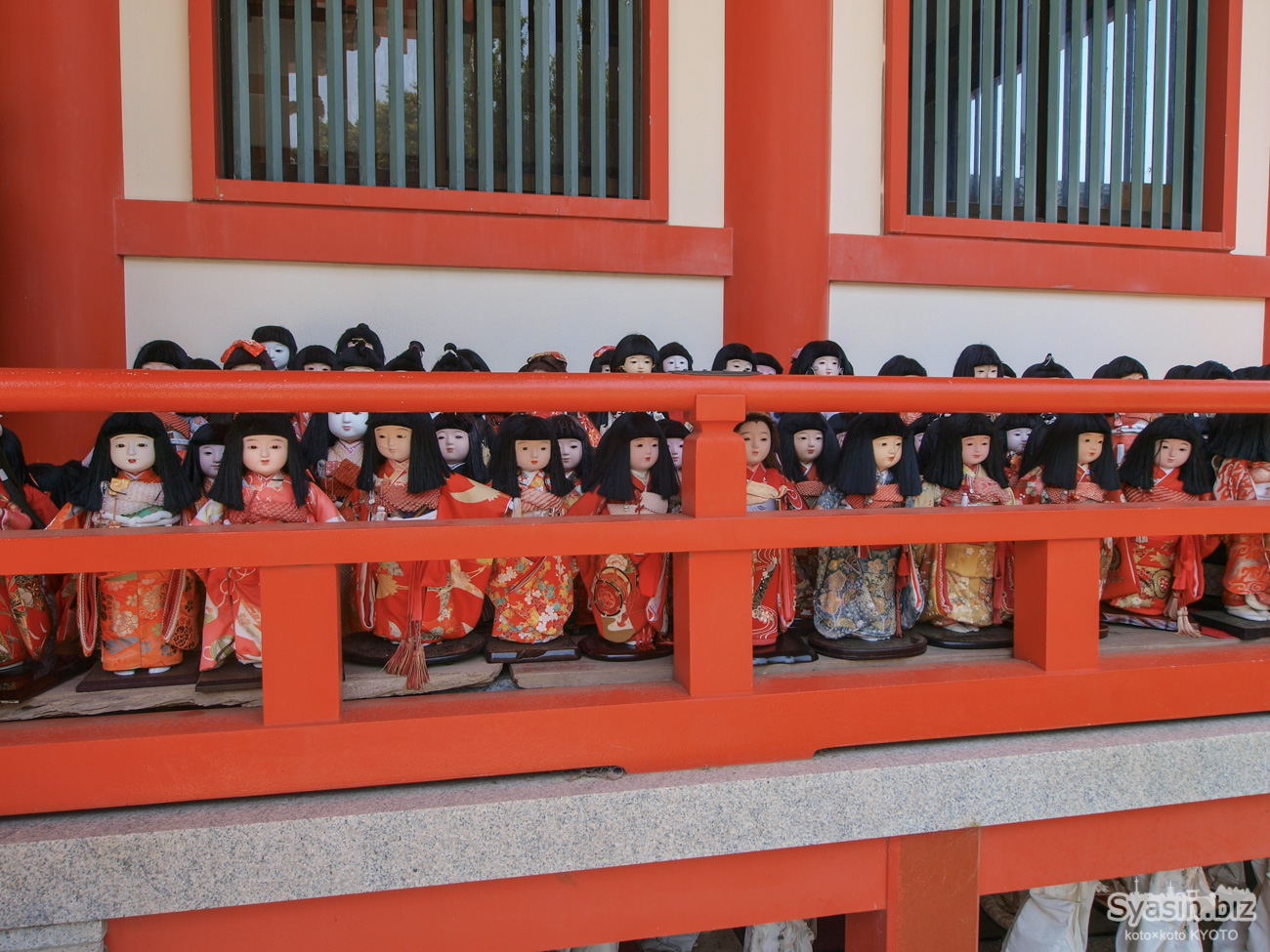全国各地から人形が集まる和歌山の淡島神社