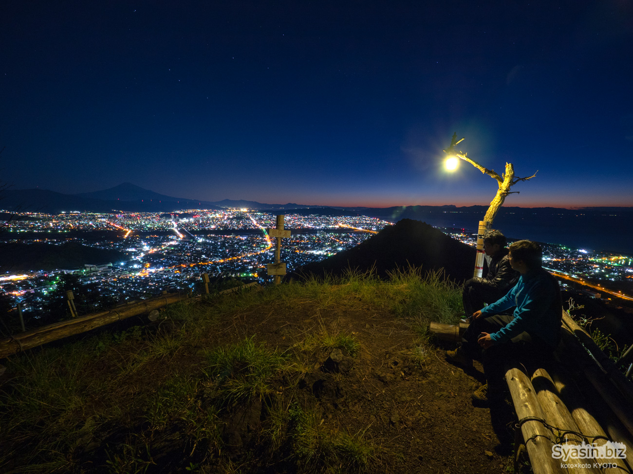 朝鮮岩 – 富士山と駿河湾が美しい静岡最大の夜景