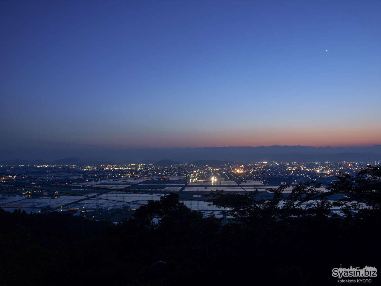 東山公園の夜景情報 – 福井県福井市