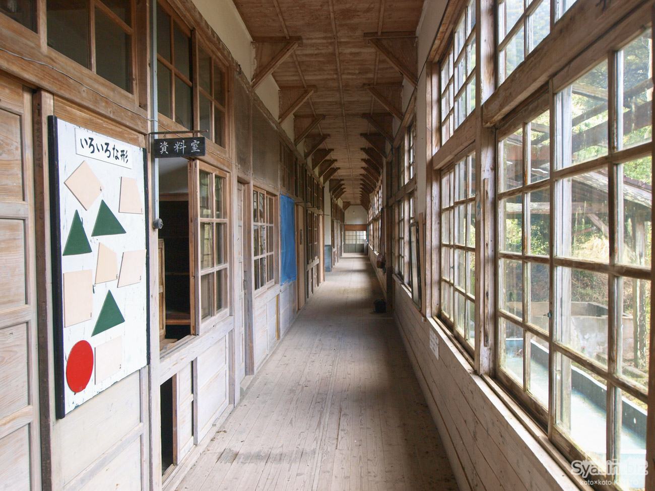 池原小学校 – 佐賀七山にある廃校・木造校舎