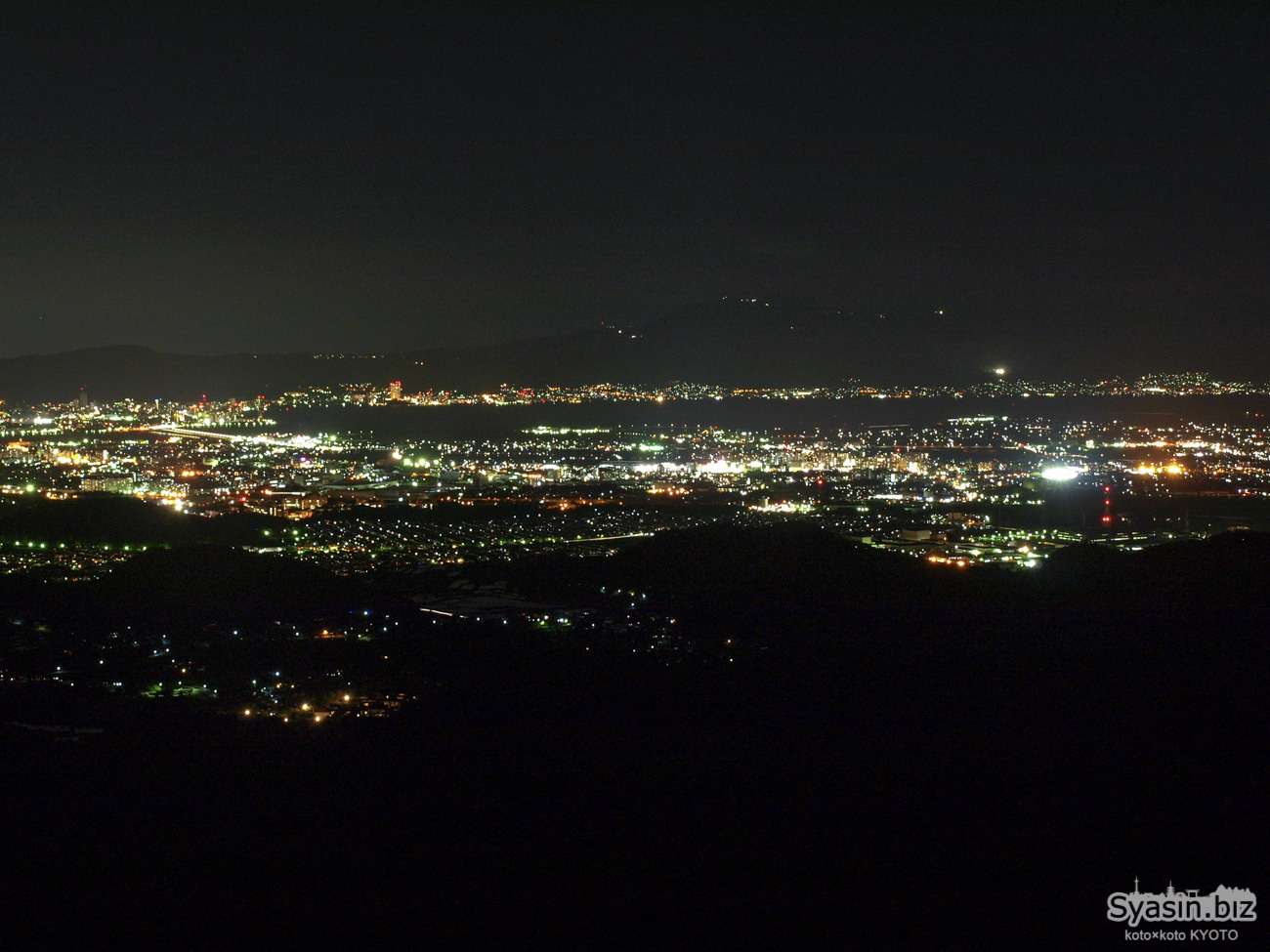 金勝アルプス 耳岩の夜景 – 滋賀県栗東市