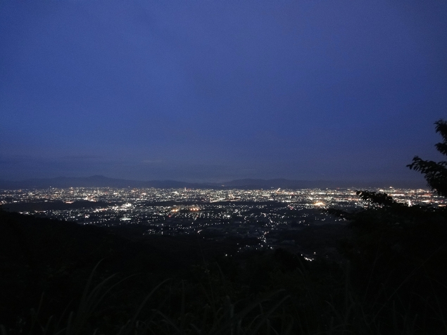 西岩倉山の夜景 – 京都市西京区