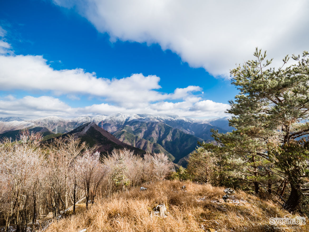 大峰・天和山 – 大峰山脈の主峰を一望できる展望の山