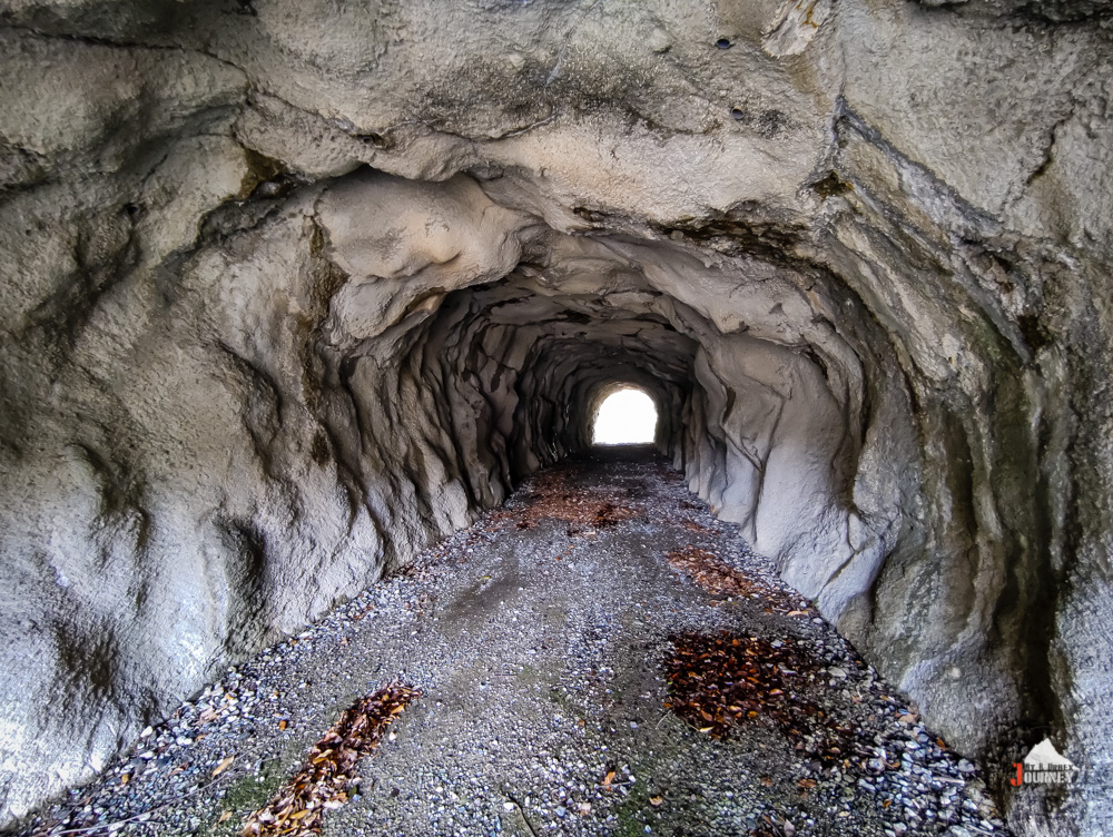 須川トンネル（S秘境） – 京丹後市にある現役の手掘りトンネル